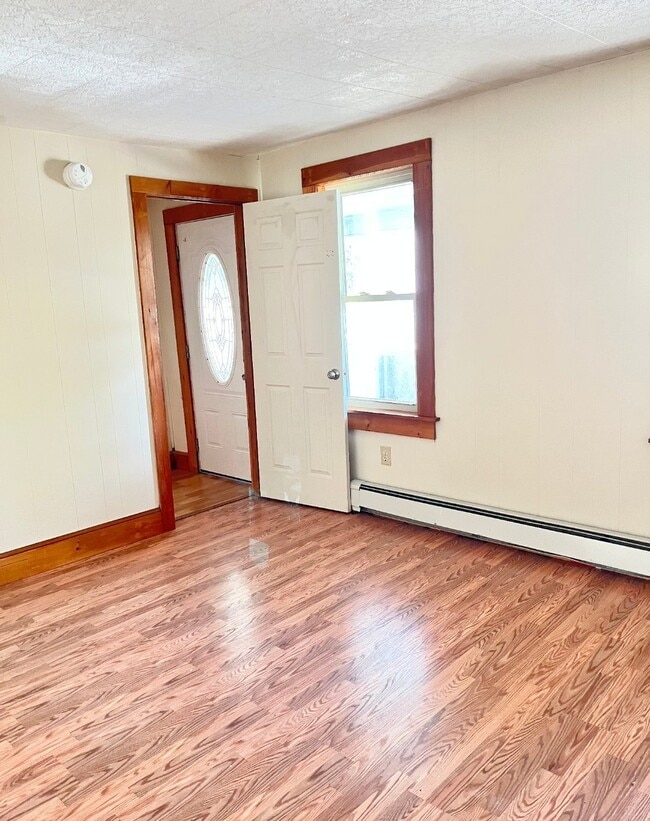 Photo - 204 N Champlain St