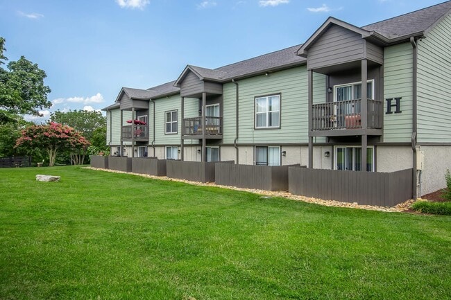 Photo - Chase Cove Apartments