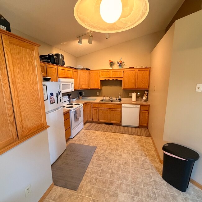 Photo - 9205 Orchard Cir