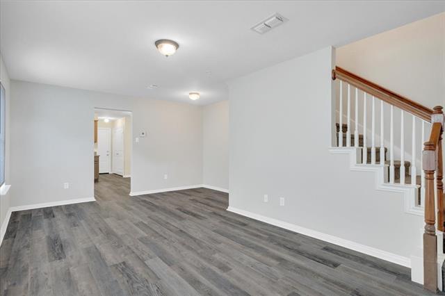 Photo - 3112 Lee Ave