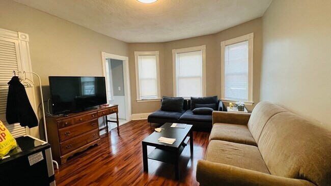 Photo - 60 Fiske St Unit 2