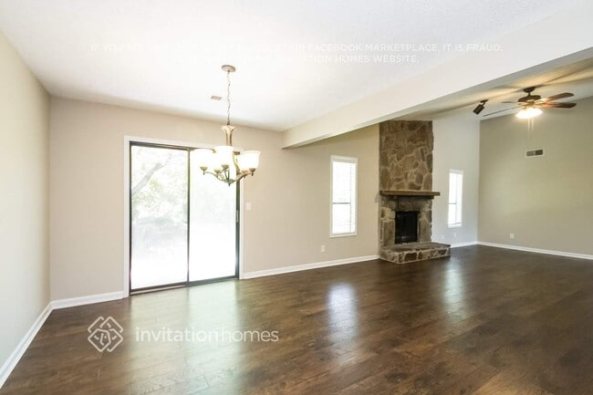 Photo - 204 Sunnybrook Ct