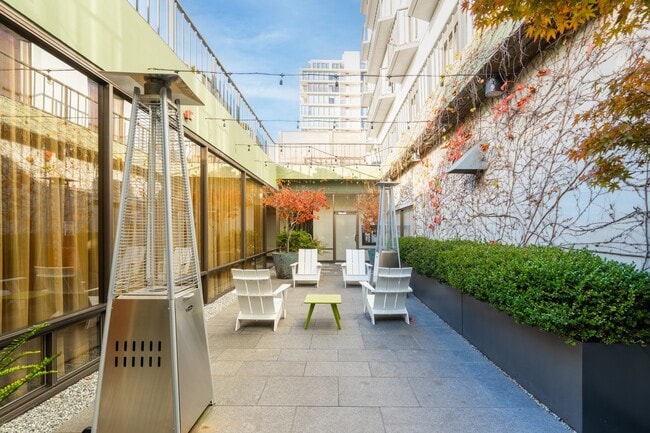 Photo - Nob Hill Tower