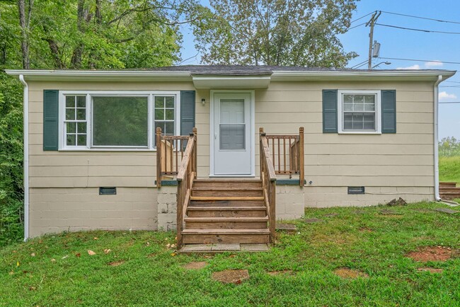 Photo - 2 Bedroom Home For Rent Near APSU!