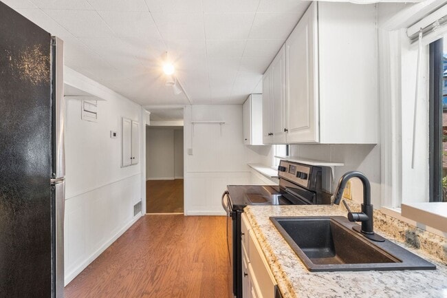 Photo - 135 S Path Unit Lower