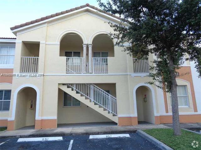Building Photo - 1568 SE 26th St Unit 105 Rental