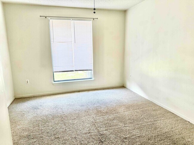 Photo - 9645 Siegen Ln