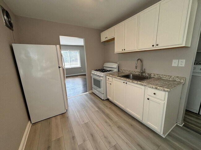 Photo - 837 E Woodward Heights Blvd