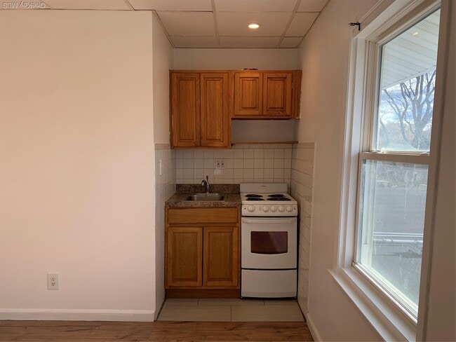 Photo - 14 Bayville Ave Unidad 4