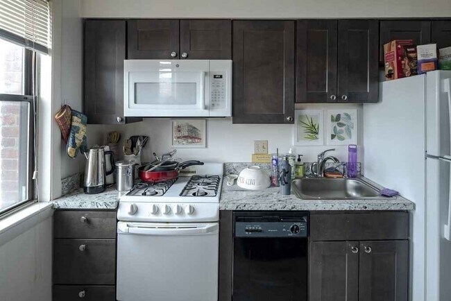 Photo - 26 Commonwealth Ter Unidad 6A