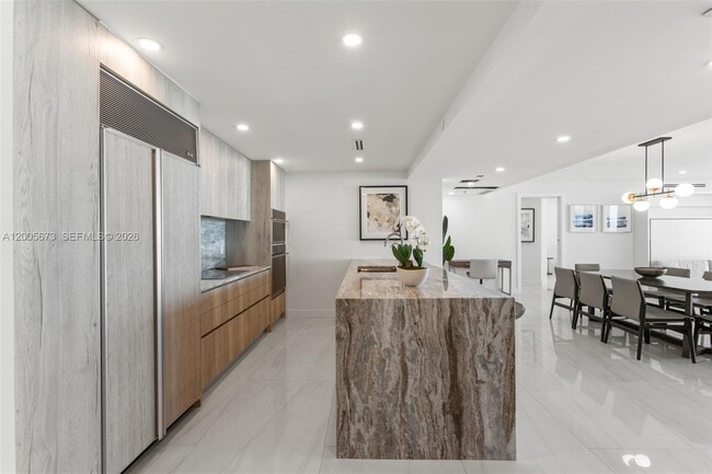 1500 Ocean Dr Unit 1003