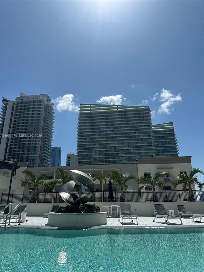 Photo - 999 SW 1st Ave Unidad 3208