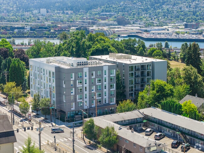 Photo - M Carter Commons