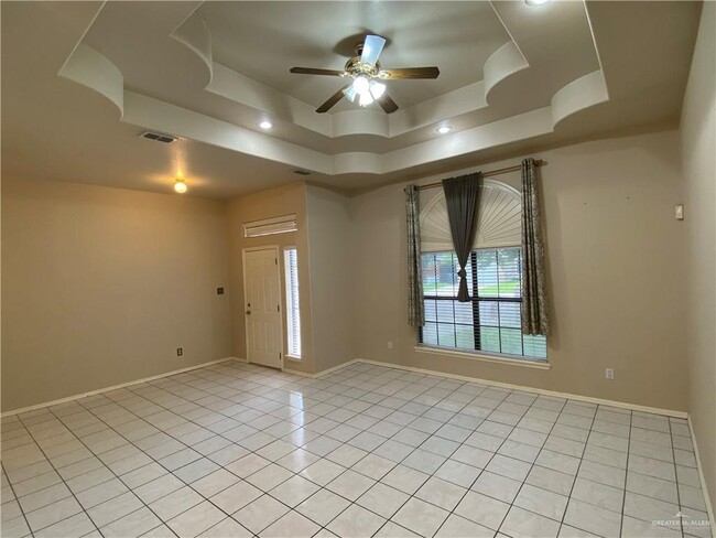 Photo - 17 Truman St