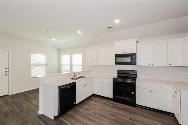 Photo - 426 Sussex Dr