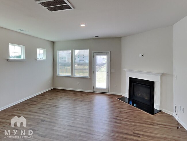 Photo - 118 Rooster Tail Ln