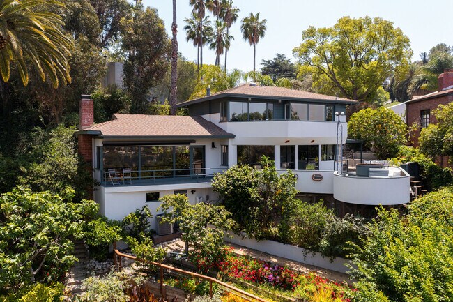 Photo - 1975 Micheltorena St