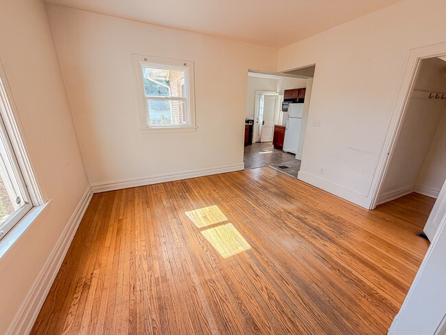 Photo - 2012 Evans Ave Unit 1