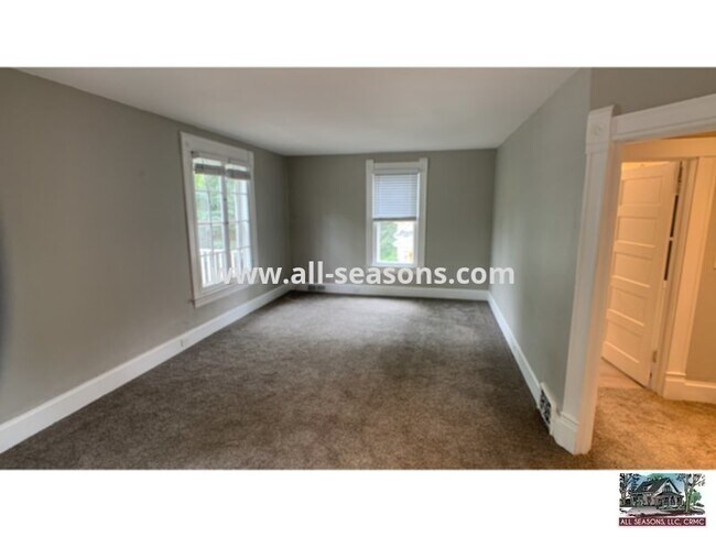 Photo - Charming Updated 2 Bedroom Unit on the Old North End!