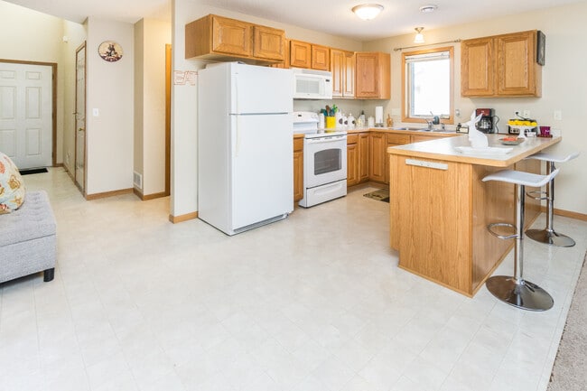 Photo - 6382 13th St N