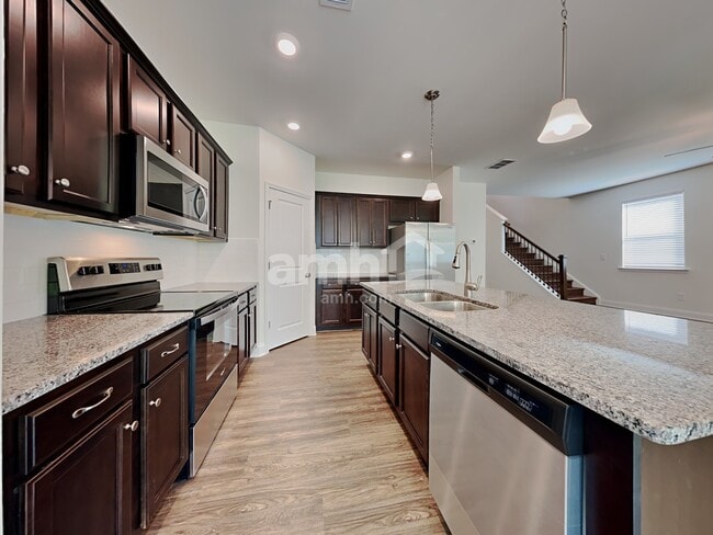 Photo - 5060 Hudson Vly Dr