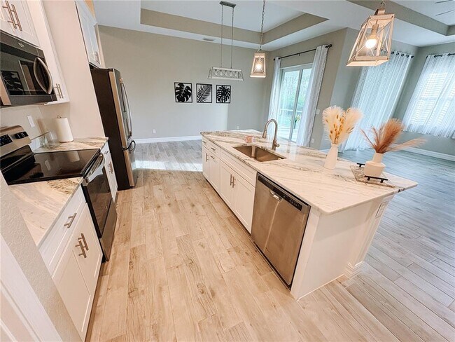 Photo - 14377 Overlook Ave