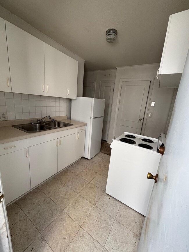 Photo - 4021 Clarendon Rd