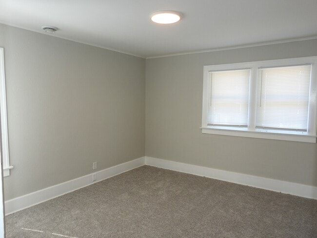 Photo - 1615 Pool St