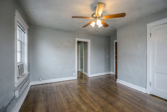 Photo - 3721 Broadway