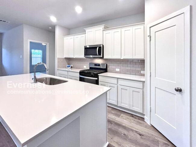 Photo - 32506 Timber Point Dr House