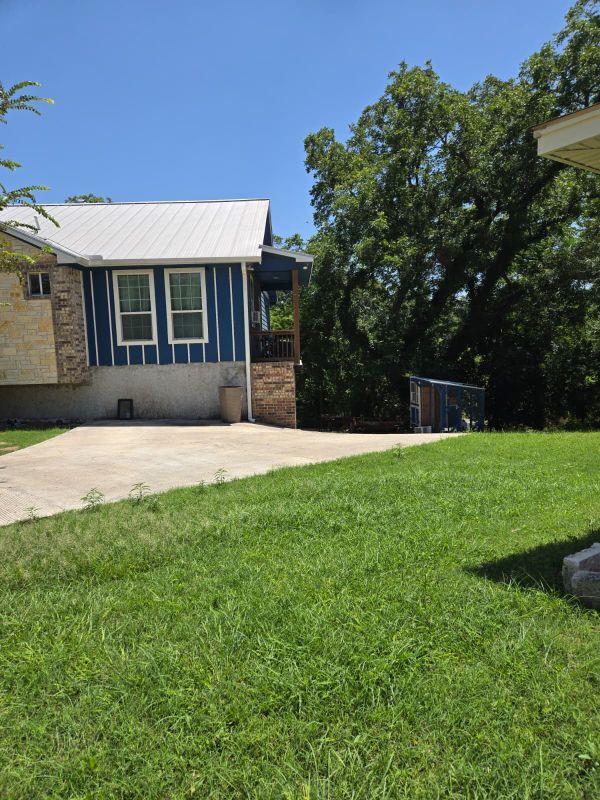 Photo - 623 Creek Dr