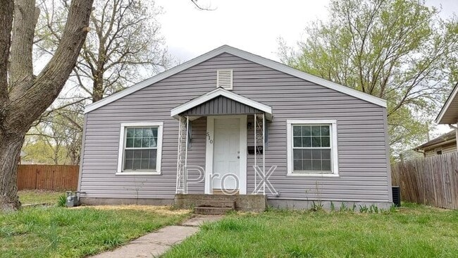 Building Photo - 510 E Washington St