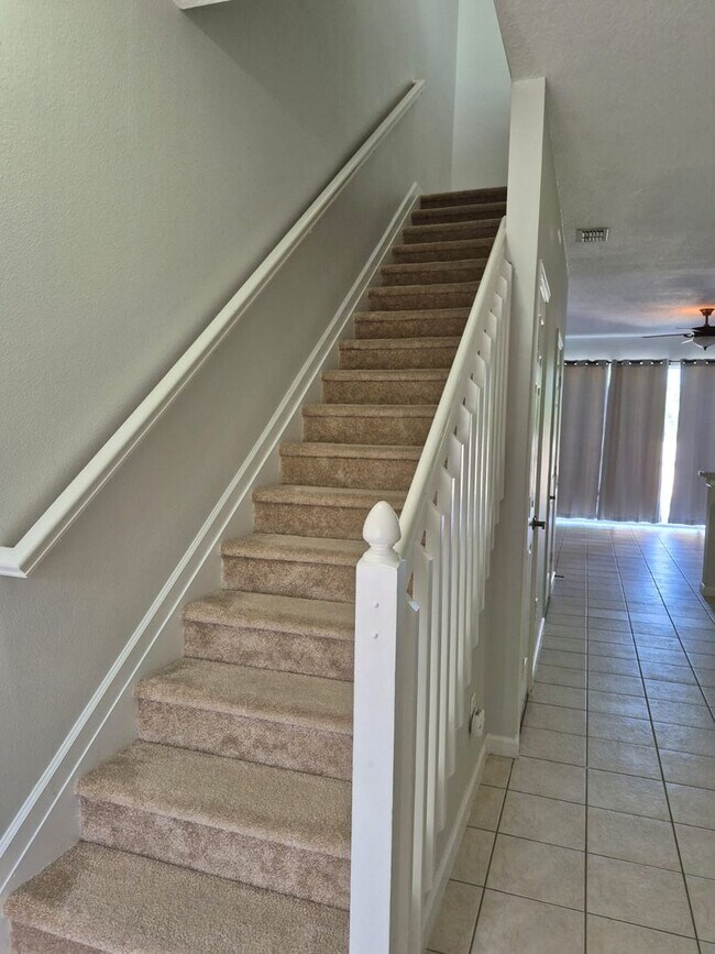 Photo - Large 3 bedrooms 3 Baths with a private pool