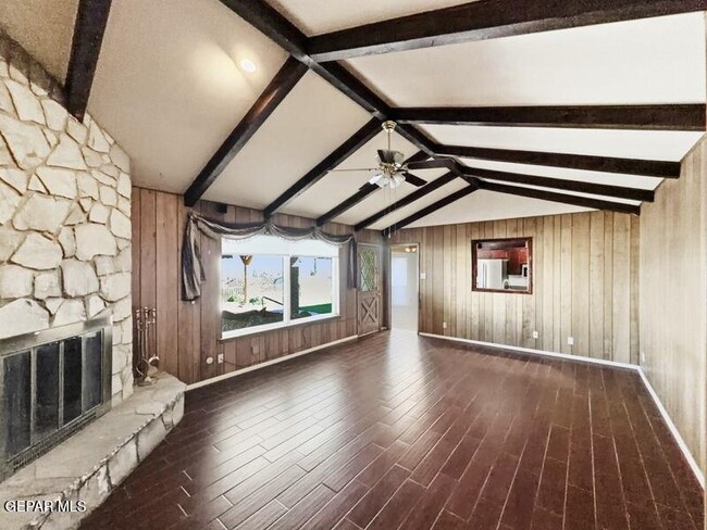 Photo - 9000 Rancich St