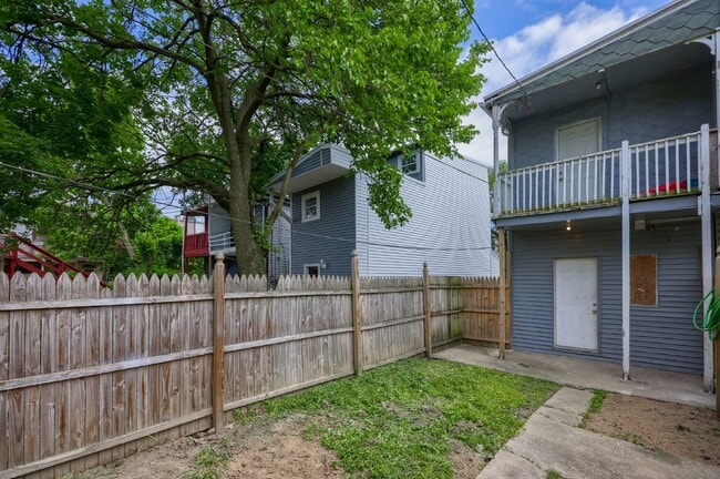 Photo - 5 bedroom 1.5 bath. Home available now.