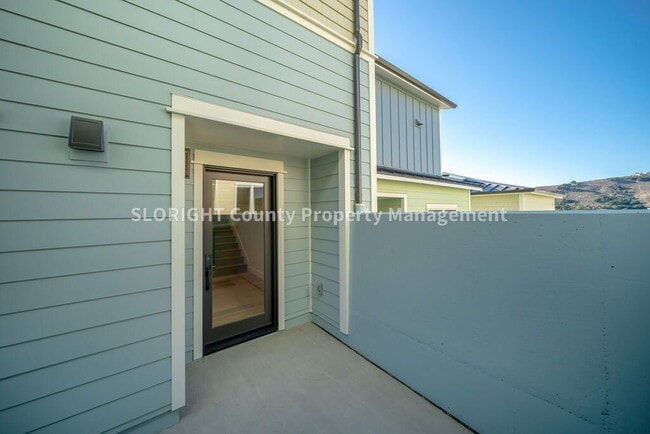 Building Photo - AVAILABLE JANUARY- Stunning Townhome in Avila Beach - 2 Bedroom / 2 Bathroom