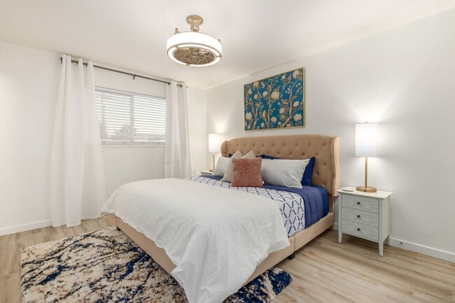 1813 N 75th Pl Unit SI ID1558624P