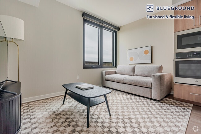 Building Photo - 3275 Washington Blvd Rental