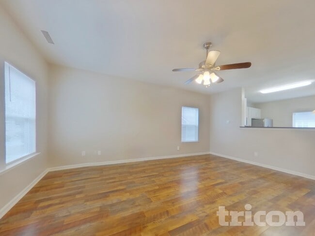 Photo - 1135 Blue Topaz Dr