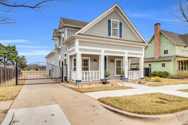 Photo - 209 Cody Hunter