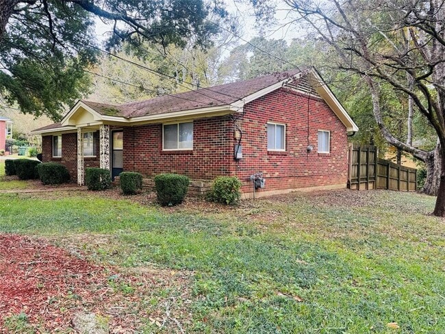 Photo - 320 Green Ridge Rd