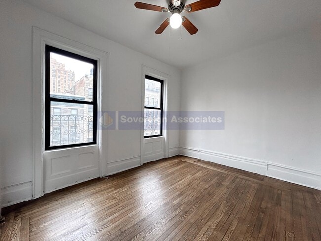 Photo - 3139 Broadway Unit 24