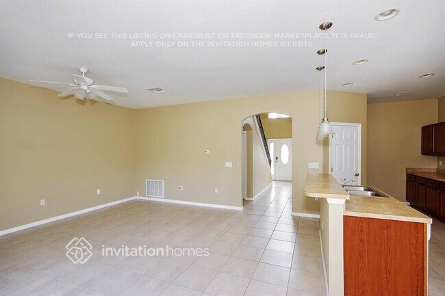 Photo - 1423 Merrimack Ln