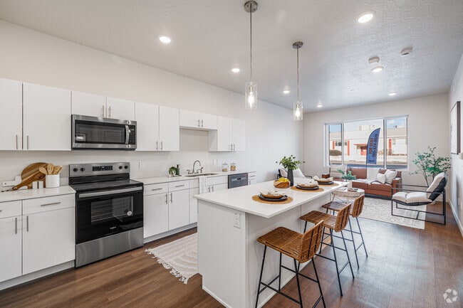 1BR, 1BA - 700SF - Dining Room/Living Room - Morrelli Apartments