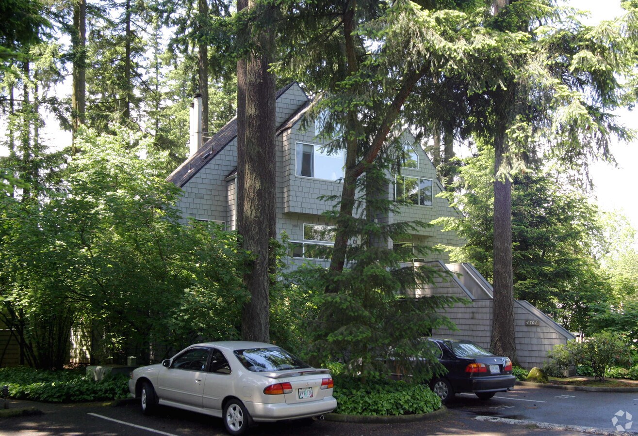 Galewood Commons - Galewood Commons Apartments