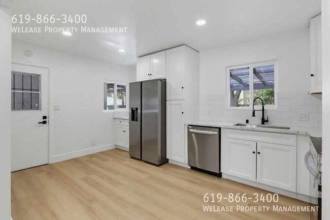 223 Vista Glen Ln