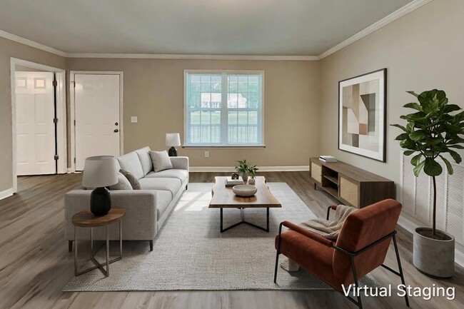 Photo - 172 Saw Mill Dr