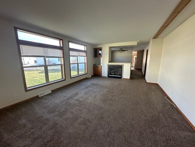 Photo - 291 Laurel Oak Ln