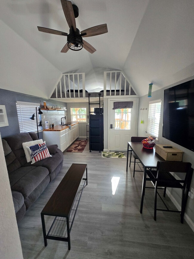 Photo - 1207 Shahan Prairie Rd Unidad SI ID1584719P