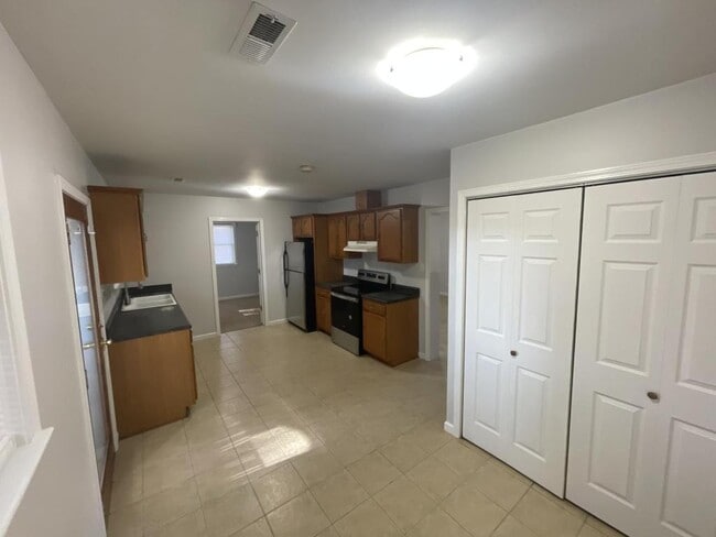 Photo - 7443 Rennert Rd